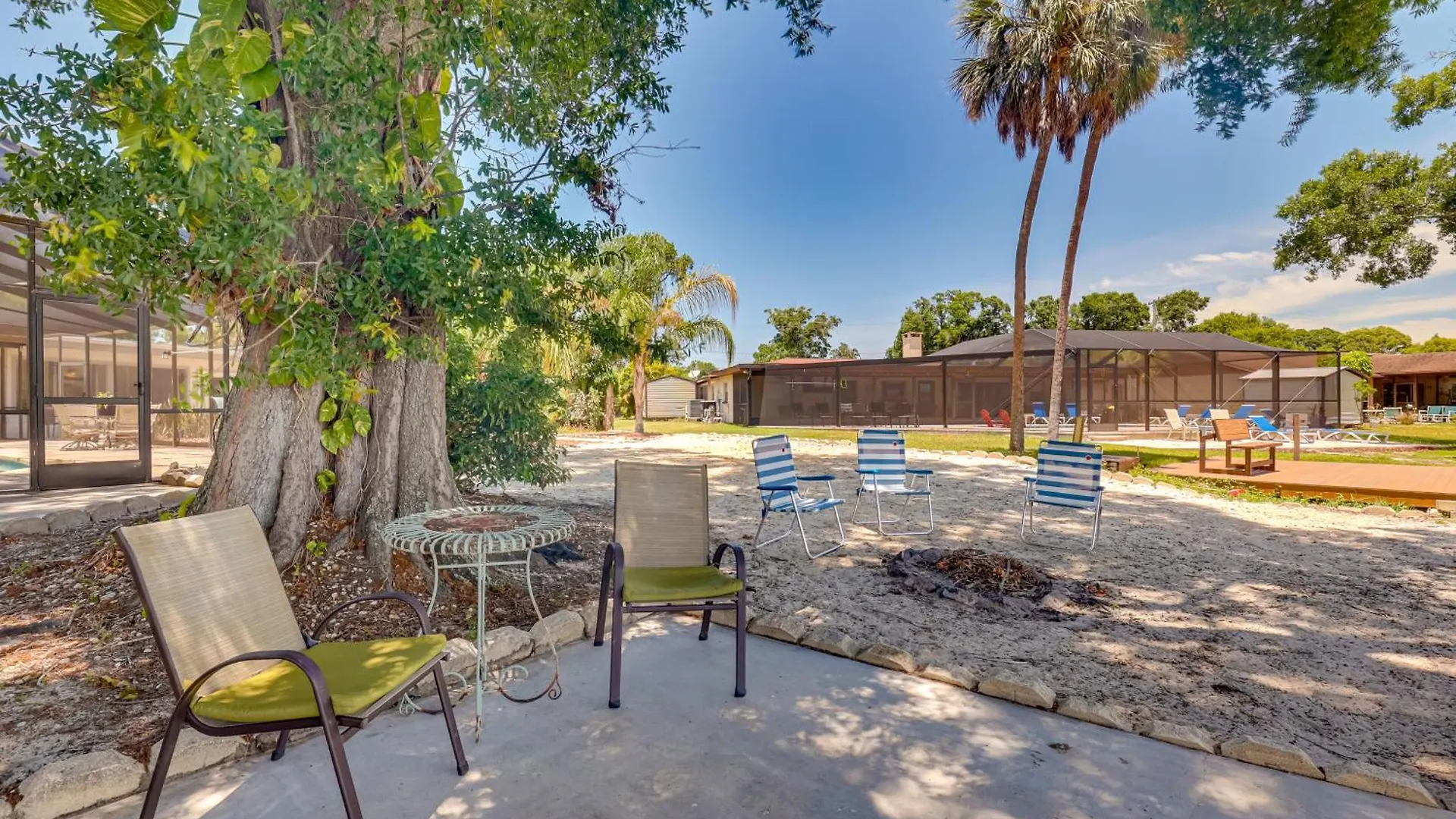 Waterfront Gem With Pool, Dock And Lanai In Tampa! Villa 0*, Tampa United States